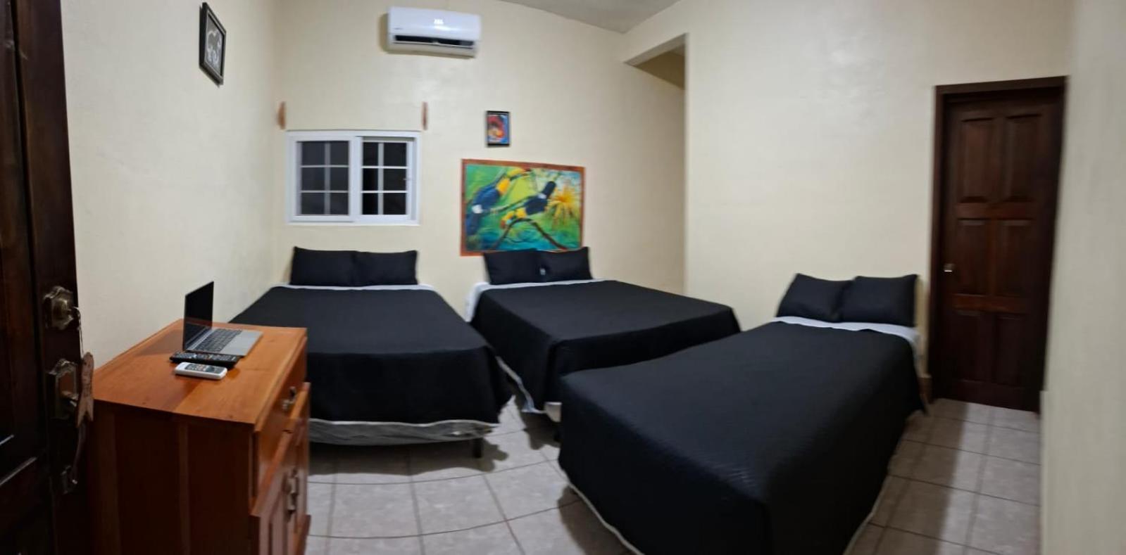 Zazil Ha Hostel Эль-Ремате Экстерьер фото